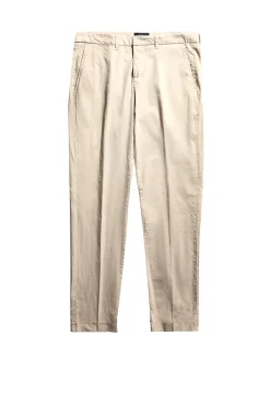 Pantaloni Capri